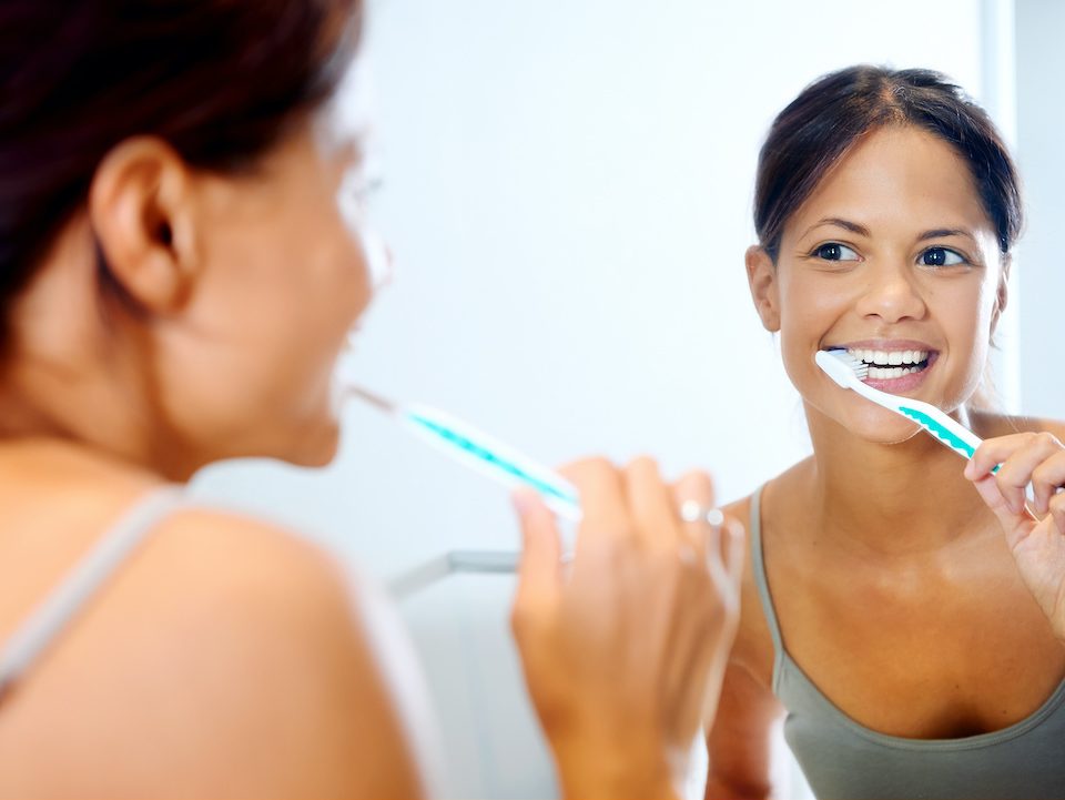 how-to-brush-your-teeth-the-right-way-tips-for-a-clean-and-healthy-smile